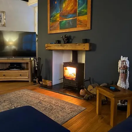 Virginia House A Contemporary Cosy Period *